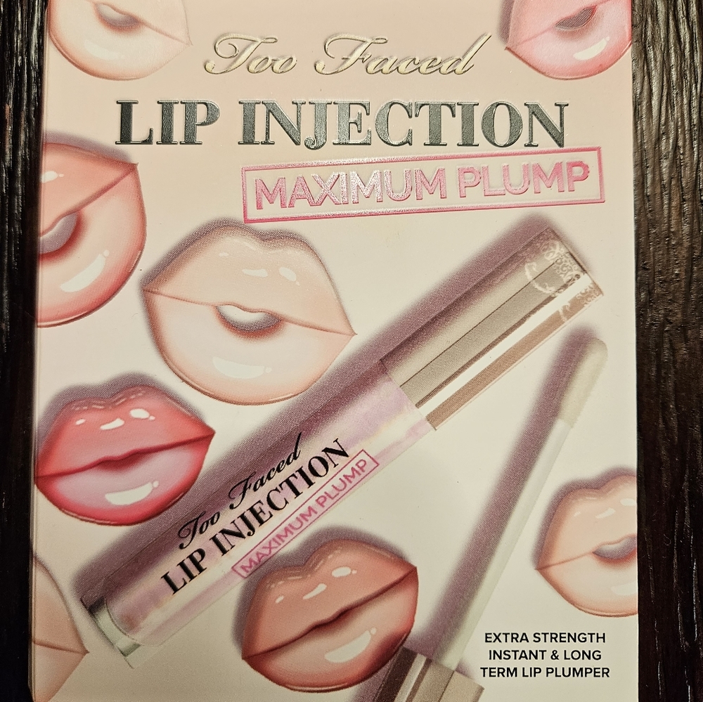 🌟NEW Too Faced Lip Injection Maximum Plump SAMPLE